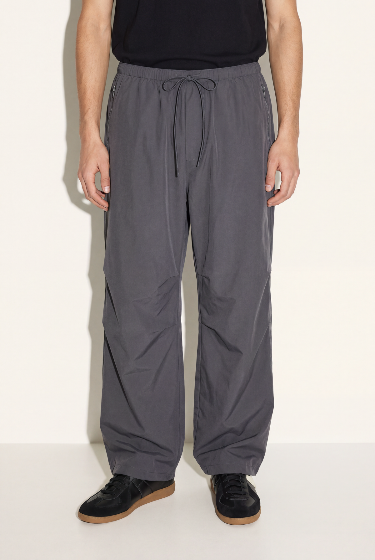 Men's parachute baggy trousers