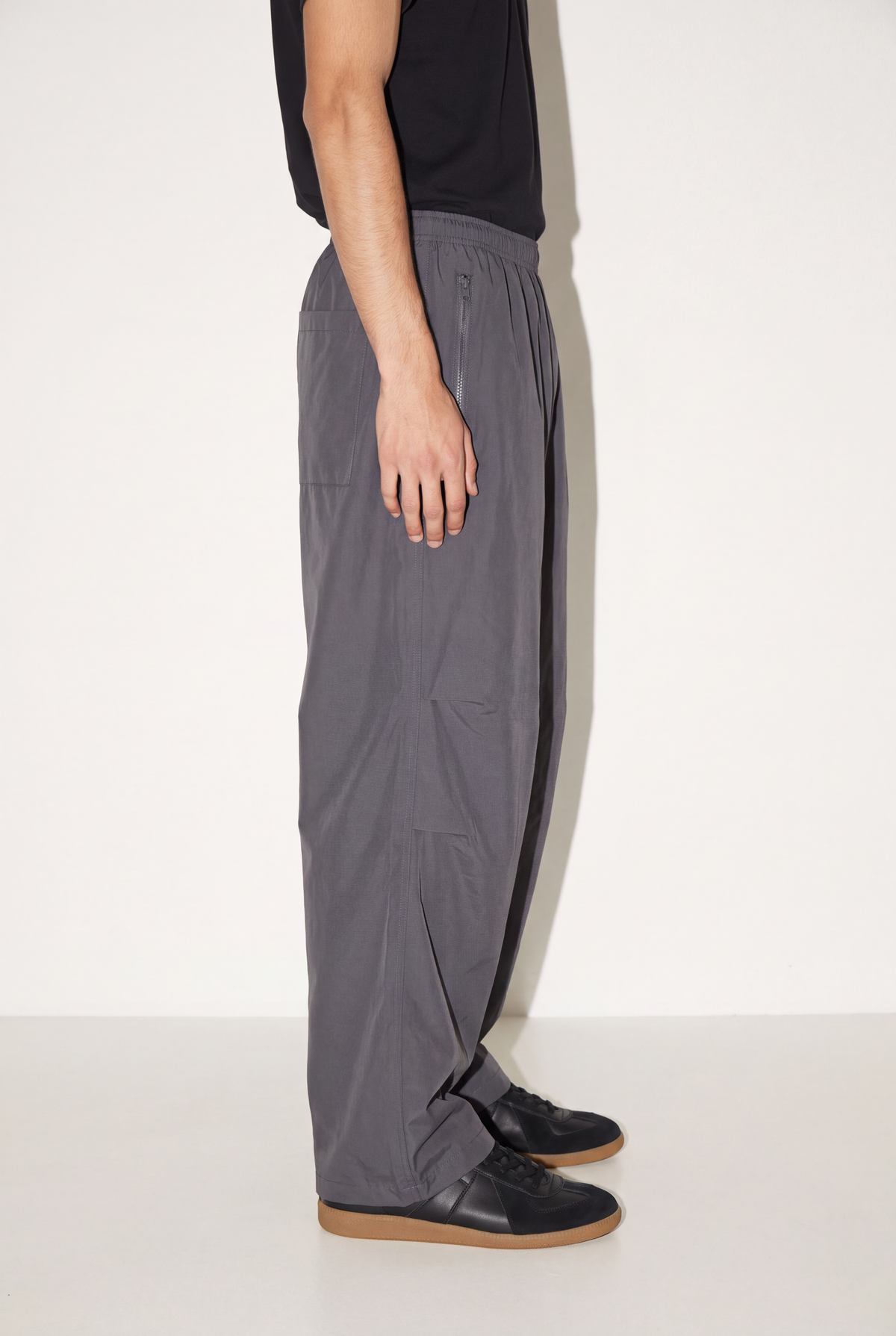 Men's parachute baggy trousers